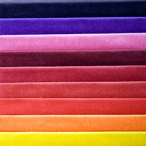 Próbki tkaniny - welury jedwabne w różnych kolorach
